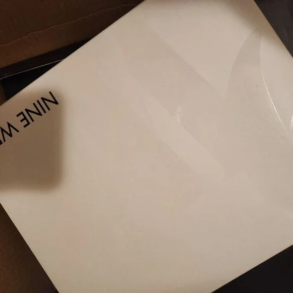 Black Studded Pumps NIB NWT - Picture 2 of 4